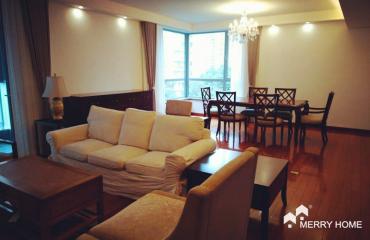 GuBei Rich garden 3 bdrs with large living room